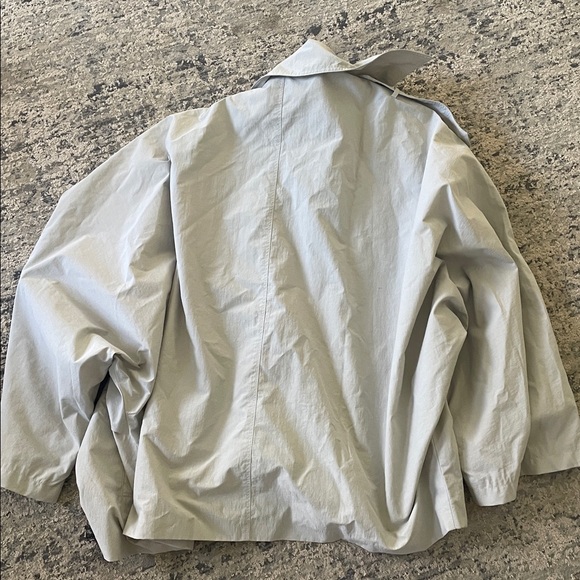 Gentle Herd Double Breasted Short Trench Coat - Picture 12 of 12